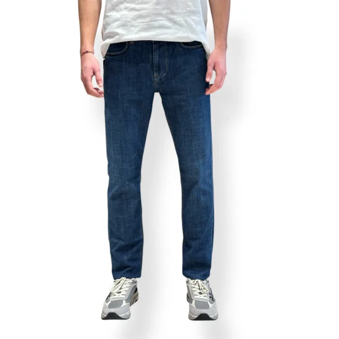 Jeans 5 Tasche Re-Hash In Denim UltraLight 8 Once Lavaggio Medio Blue art. P015 2D613, foto 1 di 3