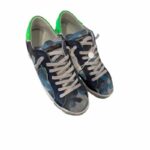 Sneaker Uomo Philippe Model Paris PRSX in pelle Camouflage Blu con Spoiler Verde Fluo e perfilo Bianco mod. PRLU CP08 - immagine 2