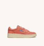 Sneaker Donna Autry Medalist Low in pelle color Corallo mod. AULW GG24