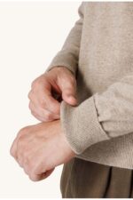 Maglia Girocollo in Cashmere Drumohr color Sabbia cod. D1K103 540 - immagine 3