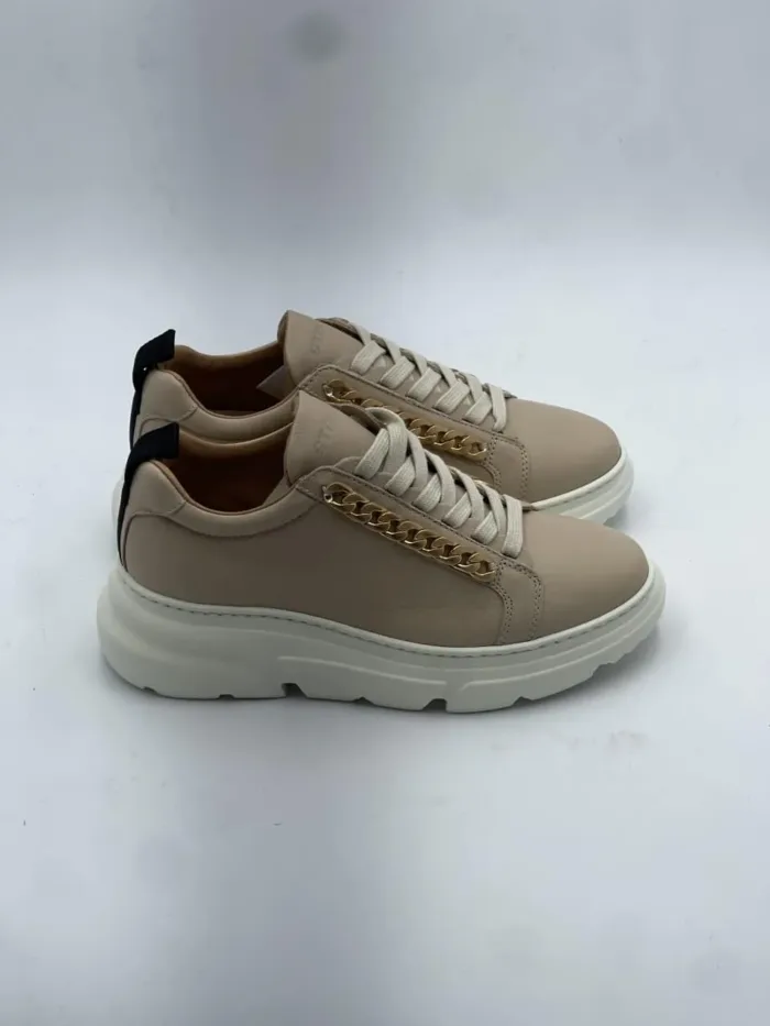 Sneakers Stokton in pelle Nude con accessorio Catena laterale art. 432-D, foto 1 di 3