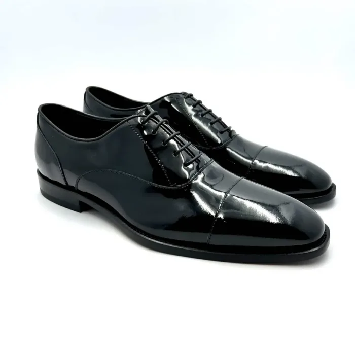 Francesina Oxford Doucal's Uomo in pelle lucida vernice Nera con fondo Nero art 3164, foto 2 di 5