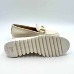 Mocassino Luca Grossi in pelle Panna, suola in gomma Flex bianca, fibbia oro art. F916M - immagine 5