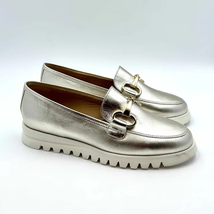 Mocassino Luca Grossi in pelle Platino, suola in gomma Flex bianca, fibbia oro art. F916M, foto 1 di 5