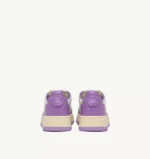 Sneaker Donna Autry Medalist Low Bicolor in Pelle Bianca e Lilla mod. AULW WB43 - immagine 3