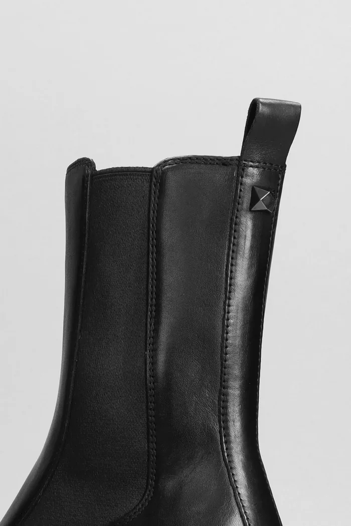 Stivaletto Beatles Ash in Pelle Nera Con Tacco 7,5 cm Art  Nico Stud, foto 4 di 4