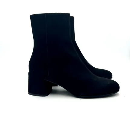 Tronchetti Illogica in Camoscio Nero con cerniera, Fondo in Gomma Antiscivolo e Tacco quadrato 5,5 cm art. 145