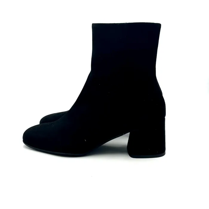 Tronchetti Illogica in Camoscio Nero con cerniera, Fondo in Gomma Antiscivolo e Tacco quadrato 5,5 cm art. 145, foto 4 di 6