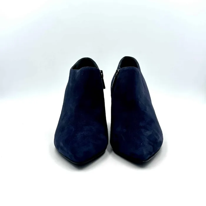 Tronchetti Illogica in Camoscio Blu con cerniera, Fondo in Gomma Antiscivolo e Tacco rocchetto 8 cm art. 070, foto 3 di 6