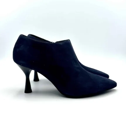 Tronchetti Illogica in Camoscio Blu con cerniera, Fondo in Gomma Antiscivolo e Tacco rocchetto 8 cm art. 070