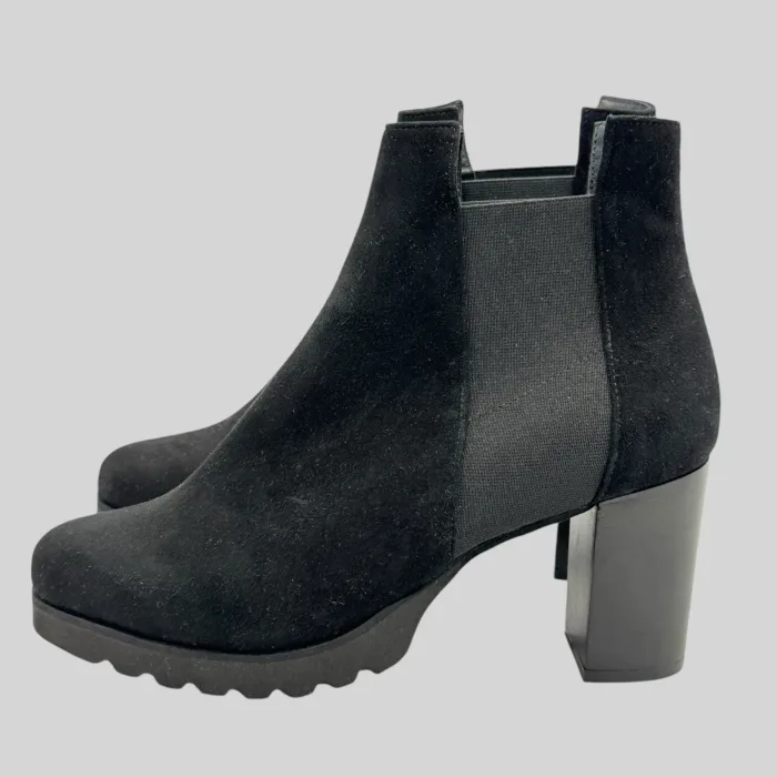 Tronchetti Cervone in Camoscio Nero con Elastico laterale, Fondo in Gomma Antiscivolo e Tacco 7 cm art. 2470, foto 2 di 3