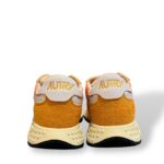 Sneakers Reelwind Autry Uomo in Camoscio Arancione e Nylon Arancione art. WWLM NC25 - immagine 5