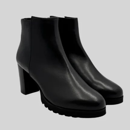 Tronchetti Cervone in Nappa Nera con cerniera, Fondo in Gomma Antiscivolo e Tacco 7 cm art. 2454