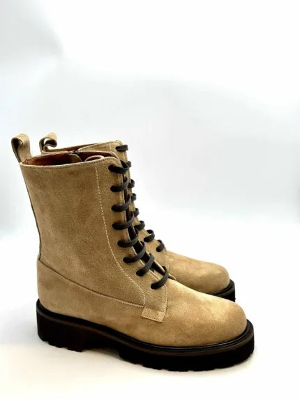 Stivaletti Allacciati Lorbac in Camoscio Beige con Cerniera laterale, Fondo Gomma Antiscivolo e Tacco 4,5 cm art. 9016