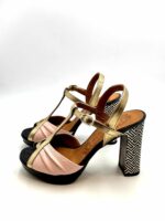 Sandalo Chie Mihara In Nappa Rosa, dettagli Oro tacco grosso Fantasia Geometrica 11 cm Plateau 2 cm art. Cassan - immagine 3