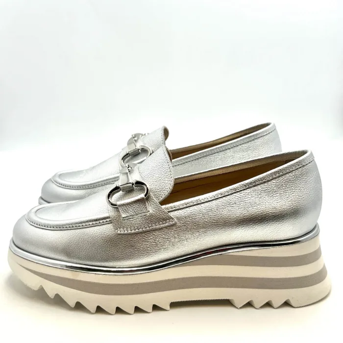 Mocassino Luca Grossi In Pelle Argento con Accessorio Morsetto Zeppa 5 cm art. H873M, foto 3 di 5