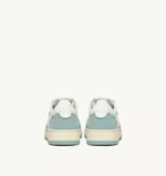 Sneaker Donna autry Medalist Low Bicolor in Pelle bianca e Tela Verde Acqua mod. AULW CB12 - immagine 3