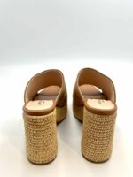 Sandalo Sabot Lorenzo Mari in Camoscio Cuoio Tacco in Rafia 12 cm Plateau  4 cm art. Peonia 02 - immagine 4