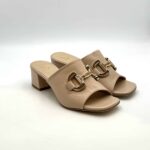 Sabot Mules Luca Grossi In Pelle Rosa con Accessorio Morsetto Oro Tacco 5 cm art. K325S - immagine 2