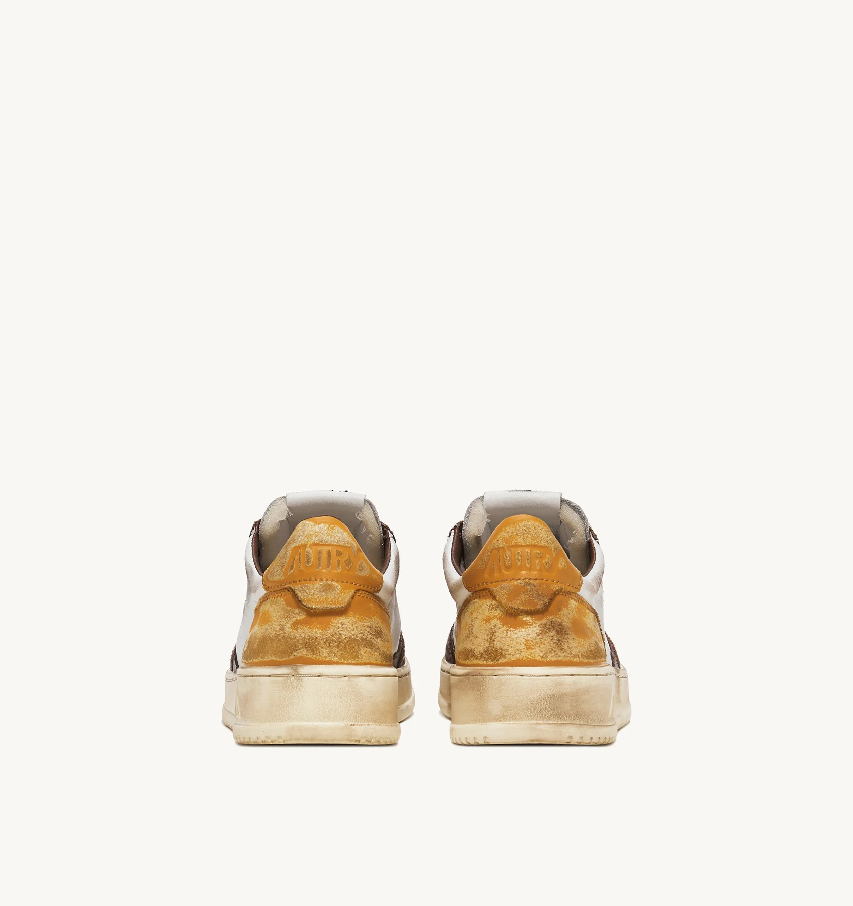 Sneaker Uomo Autry Medalist Low Super Vintage in Pelle Bianca e dettagli Miele/Marrone art. AVLM SV12 - immagine 3