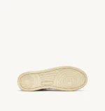 Sneaker Uomo Autry Medalist Low Super Vintage in Pelle Bianca e dettagli Miele/Marrone art. AVLM SV12 - immagine 4