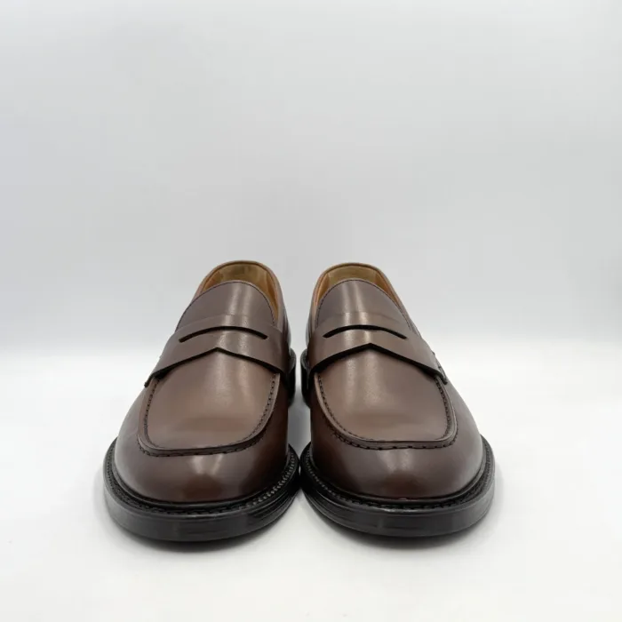 Mocassino Penny Uomo Doucal's In Pelle Marrone Matta con Fondo Cuoio Antiscivolo Art. DU2528SIEWUF253TM04, foto 2 di 4
