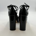 Decolletè Ninalilou in Vernice Nera Fibbia Oro Tacco 11 cm Plateau 3,5 cm art. 342580BB - immagine 4