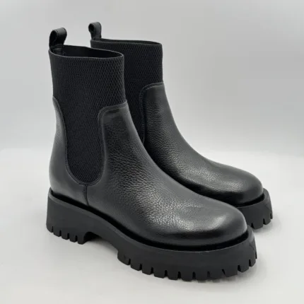 Anfibio Carmens in Pelle Martellata Nera con Elastico H 5 cm art. Kerry Beat 52119
