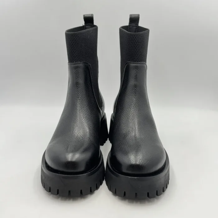 Anfibio Carmens in Pelle Martellata Nera con Elastico H 5 cm art. Kerry Beat 52119, foto 3 di 4