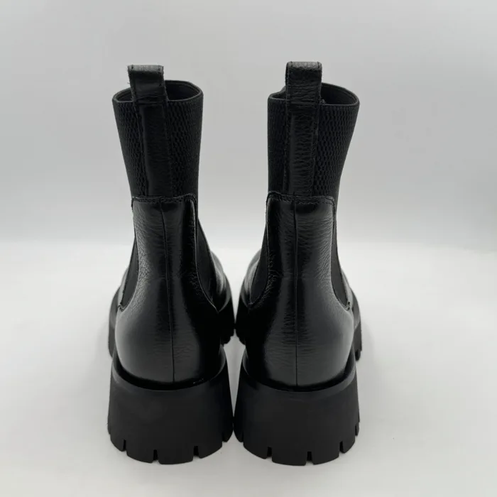 Anfibio Carmens in Pelle Martellata Nera con Elastico H 5 cm art. Kerry Beat 52119, foto 4 di 4