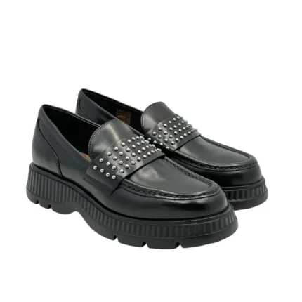 Mocassino Carmens in Pelle Nera con Borchie e Suola in Gomma H 4 cm art. Cindy Stud 54223