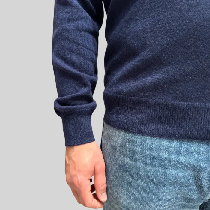 Maglione Girocollo Filippo De Laurentiis in Pura Lana Cashmere Blu art. GC1MLD CA12R 881, foto 2 di 2