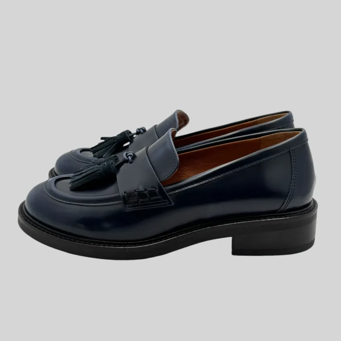 Mocassino Lorenzo Mari in Pelle Blu Con Nappine Tacco H 4 cm Art Claudia 01, foto 2 di 4