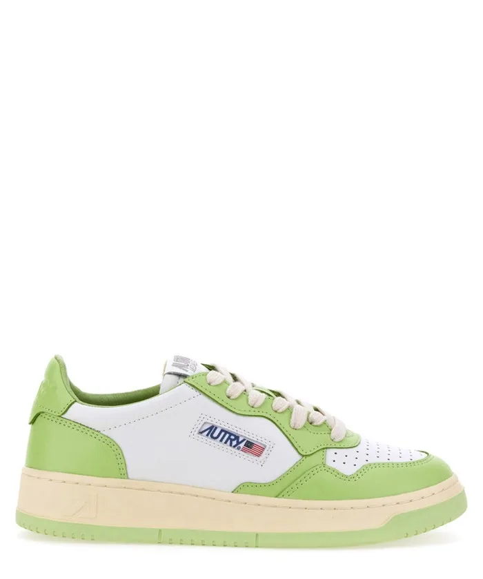 Sneakers Autry Donna Medalist Low in Pelle Bicolor Bianca Verde art. AULW WB42, foto 1 di 4