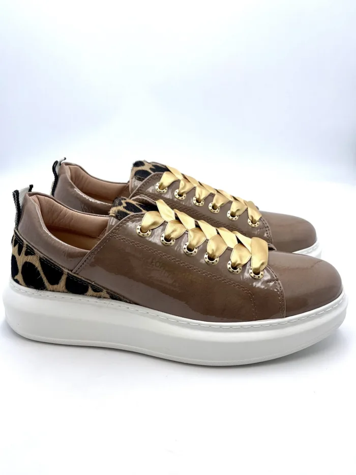 Sneakers Lorenzo Mari In Vernice Beige, Plateau  4,5 cm art. Liliana, foto 1 di 1