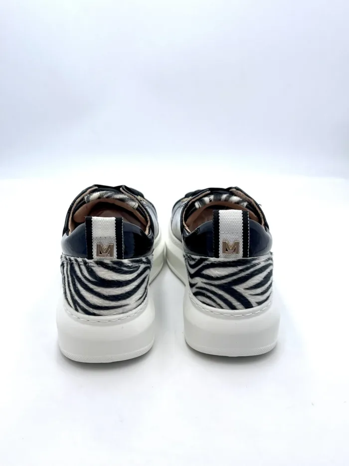 Sneakers Lorenzo Mari In Vernice Nera, Plateau  4,5 cm art. Liliana, foto 4 di 4