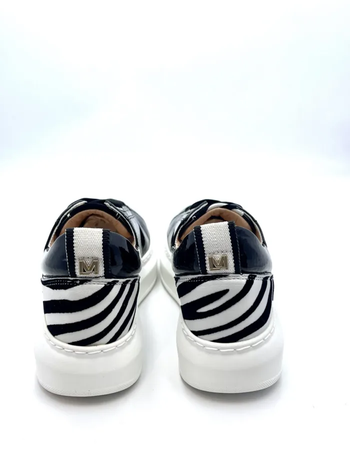 Sneakers Lorenzo Mari In Vernice Nera, Plateau  4,5 cm art. Liliana, foto 3 di 4