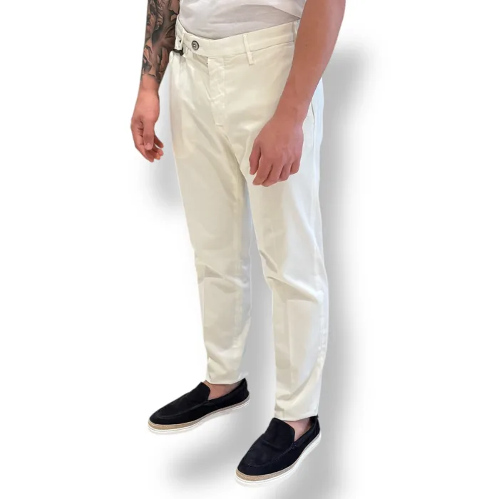 Pantaloni con Elastico in vita e Tasca a Filo Michael Coal Panna in Misto Cotone e Lino art. Brad Plus One More Size, foto 2 di 2