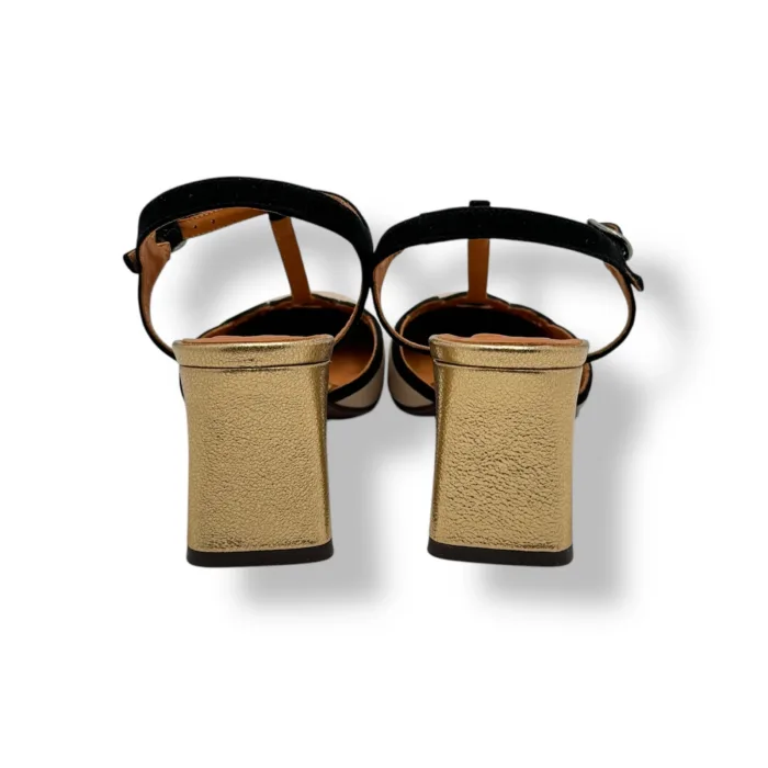 Sandalo Punta Chiusa Chie Mihara In Pelle Crema, Tacco Grosso Oro 7 cm art. FEYL, foto 5 di 5