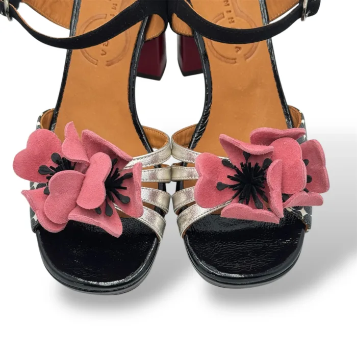 Sandalo Chie Mihara Nero, Tacco Grosso  Rosso 9 cm art. PARLOTA, foto 3 di 5