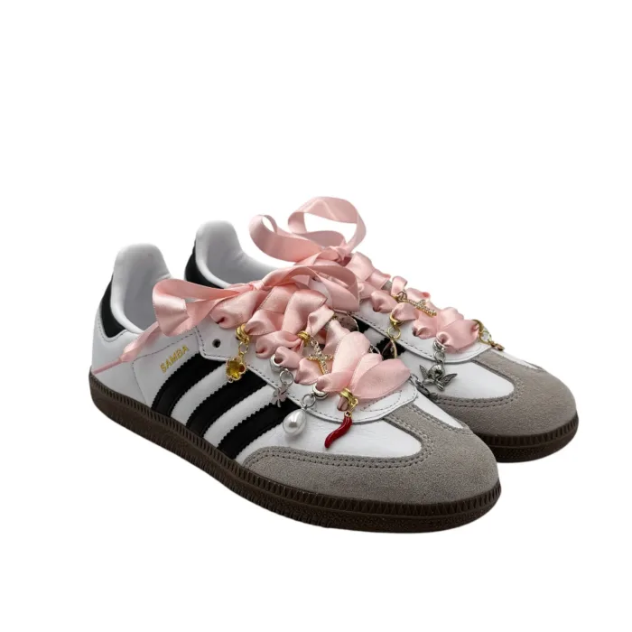 Sneakers Adidas Samba Donna in Pelle Bianca e Camoscio Beige art. Adidas Samba Holy Jewels, foto 2 di 5