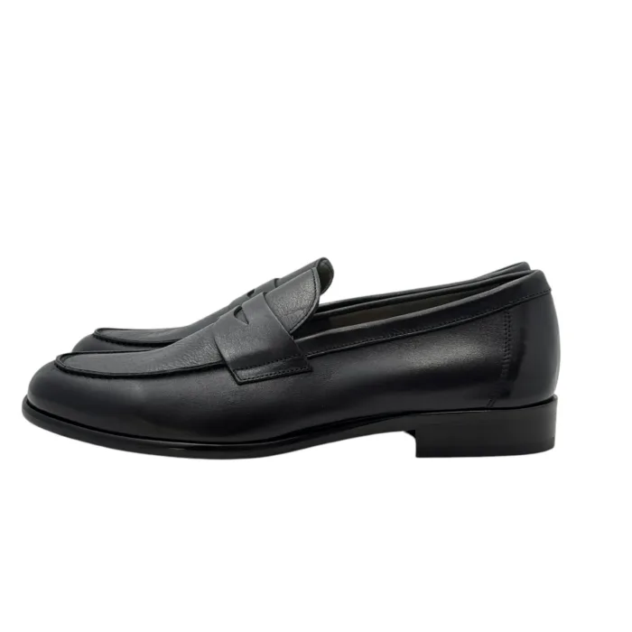 Mocassino Uomo Doucal's In Pelle Blu con Fondo Nero Antiscivolo Art. DU3400STRAUY188NB00, foto 2 di 4