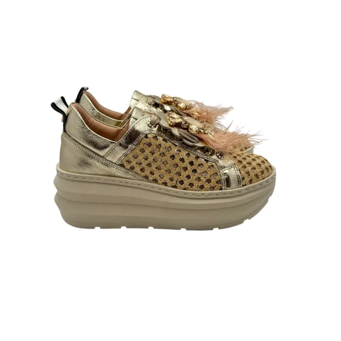 Sneakers Lorenzo Mari in Rafia Forata Platino, Accessorio Gioiello Amovibile E Zeppa 6 cm art. Veronica, foto 2 di 7