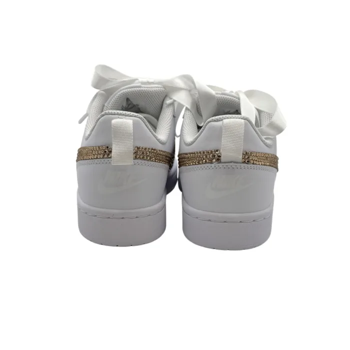 Sneakers Nike Court Donna in Pelle Bianca e Strass Oro art. Nike Court Borough Crystal Gold, foto 5 di 5