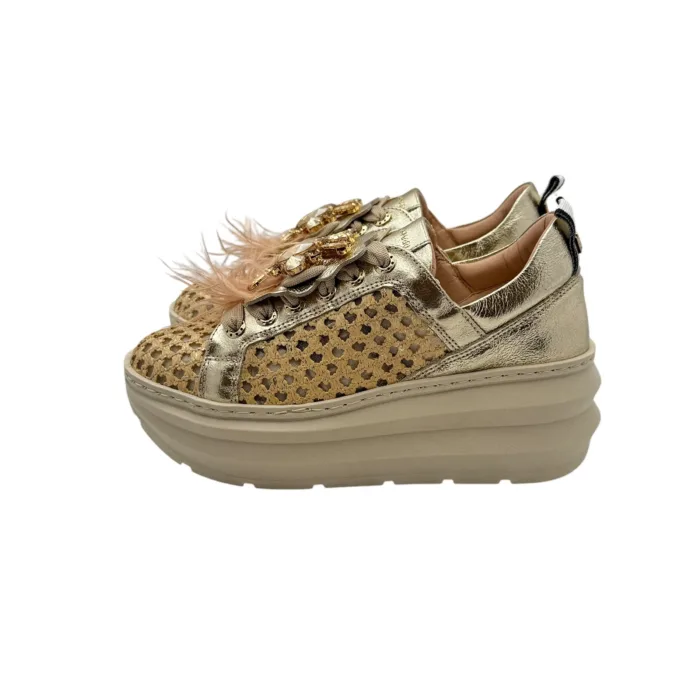 Sneakers Lorenzo Mari in Rafia Forata Platino, Accessorio Gioiello Amovibile E Zeppa 6 cm art. Veronica, foto 4 di 7
