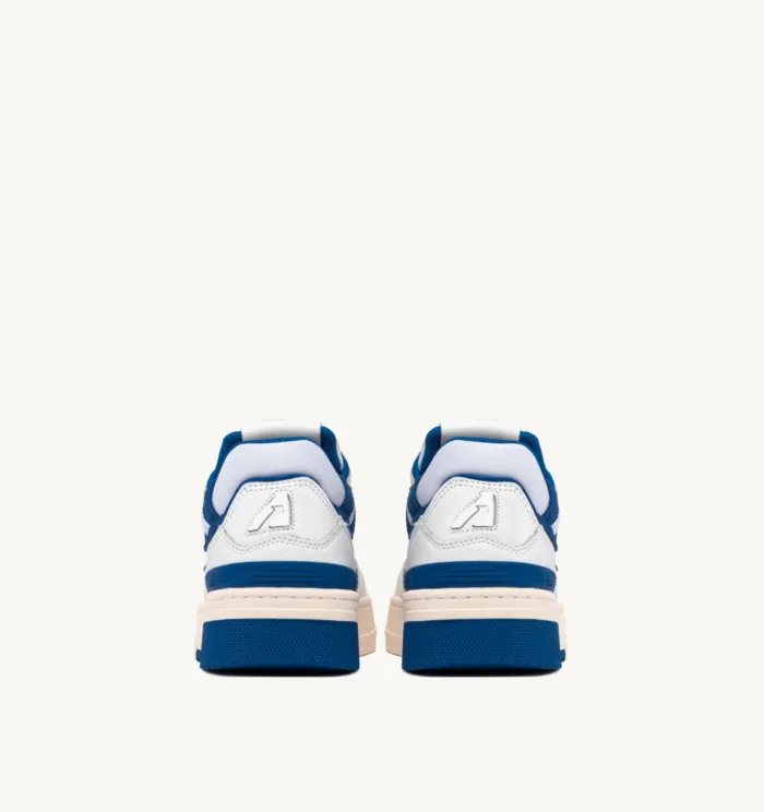 Sneaker Uomo Autry CLC Low in Pelle Bianca con dettagli Blu Elettrico art. ROLM MM06, foto 5 di 6