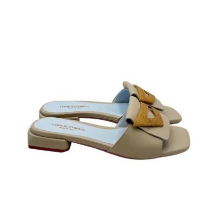 Ciabatta Lorenzo Mari in Vitello Avorio Accessorio In Legno Tacco 3 cm art. Samu 50