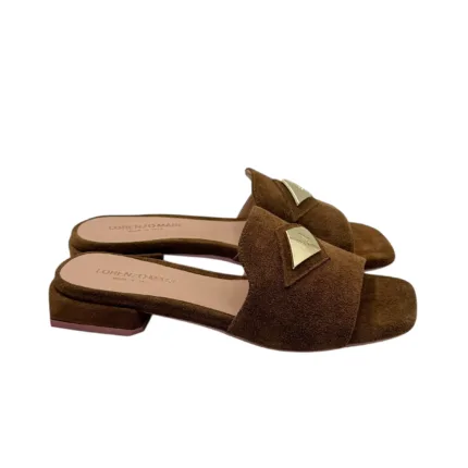 Ciabatta Lorenzo Mari in Camoscio Marrone Accessorio Oro Tacco 3 cm art. Samu 32