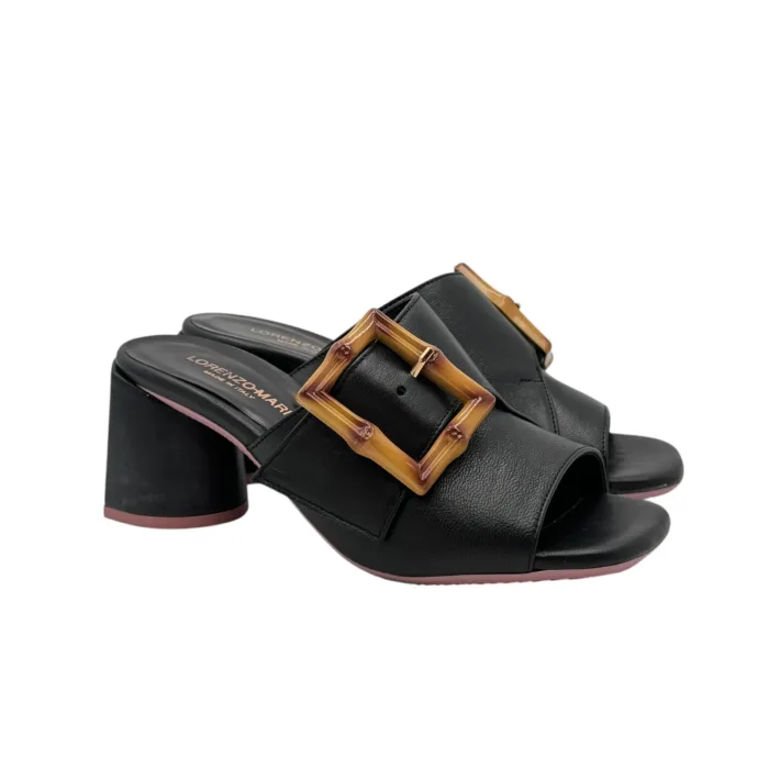 Sandalo Mules Sabot Lorenzo Mari in Nappa Nera Dettaglio Fibbia Regolabile Tacco 7 cm art. Fresia 03, foto 1 di 4