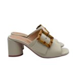 Sandalo Mules Sabot Lorenzo Mari in Nappa Latte Dettaglio Fibbia Regolabile Tacco 7 cm art. Fresia 03